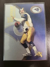 2001 Fleer E-x Kurt Warner card #12