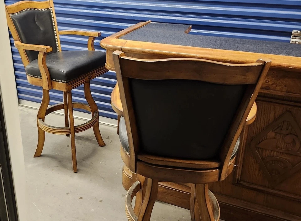 Unidad de bar para el hogar ECI Monticello 78" - TABURETES NO INCLUIDOS Foto 2 de 4