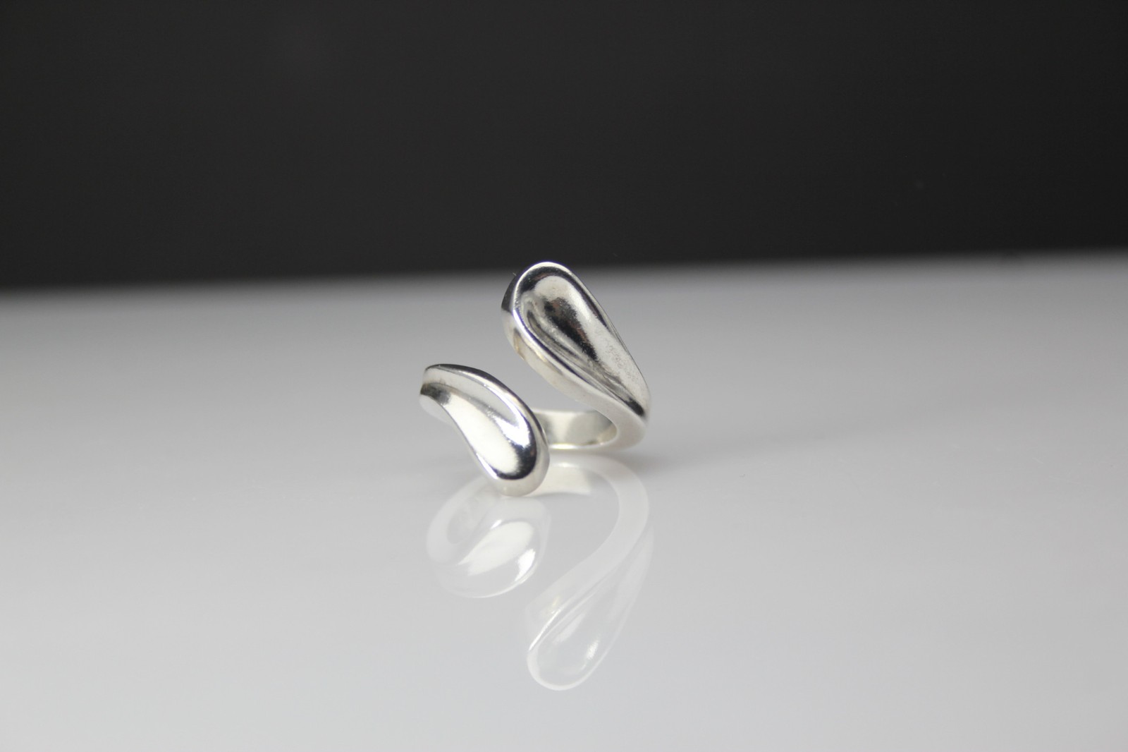 925 Sterling Silver Chunky Solid Bypass Size 6.5 … - image 5