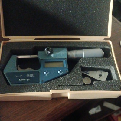 Mitutoyo 0-1  Digital Micrometer No.293-765-30 With Wrench & Case