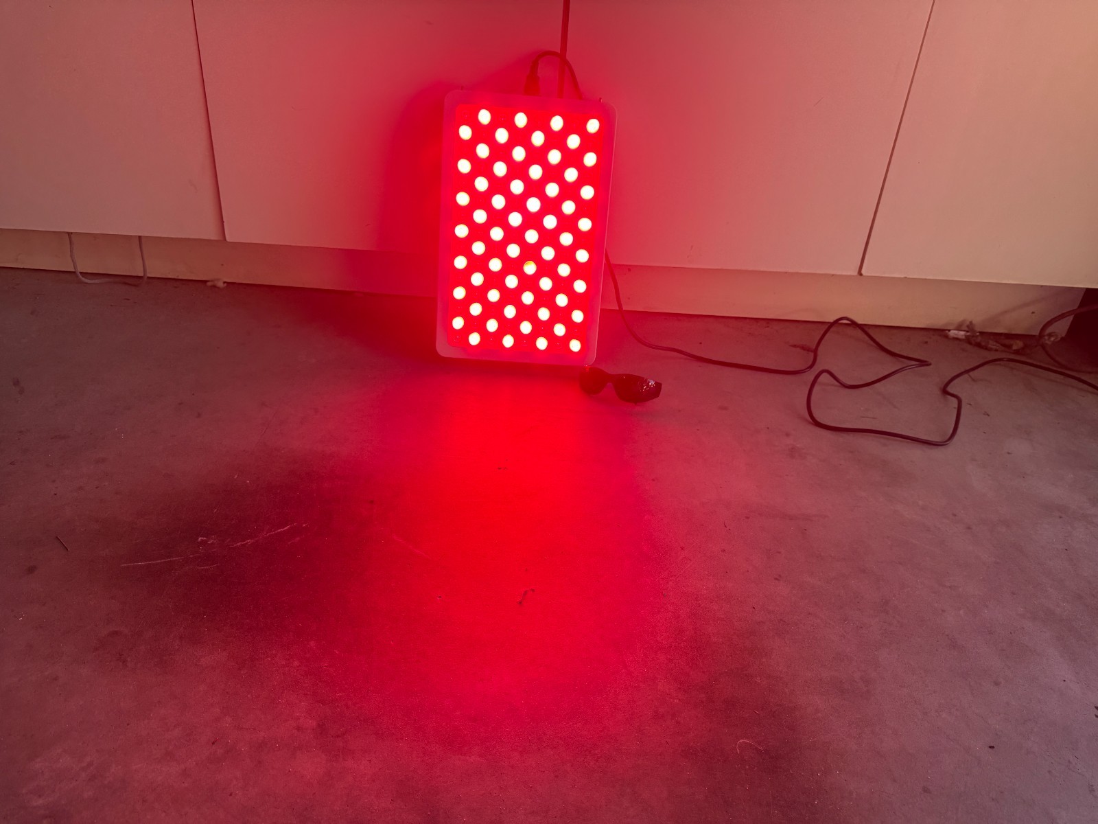 RedRush 360v2 Light Therapy Device Designed To Enhance Your Beauty And Wellness