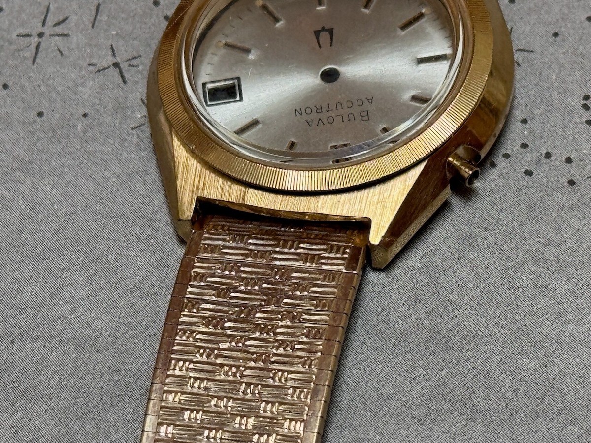 Kreisler USA gold-filled watch band to vintage Bulova Accutron 218