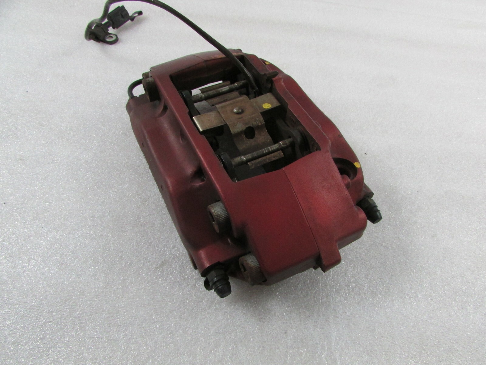Maserati Granturismo, LH, Left Rear Brake Caliper, Ruby Red, Used, P/N 82102806