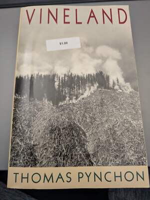 Vineland by Thomas Pynchon PAPERBACK GOOD SEE PICS