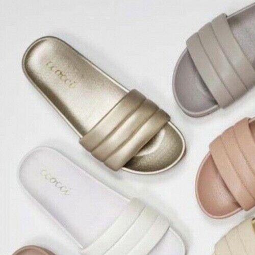 Ccocci champagne slip on in size 9 