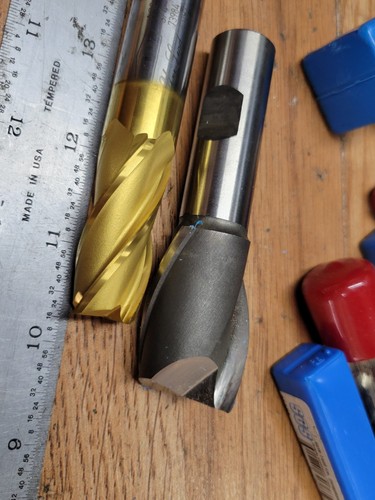 LOT OF ASSORTED HSS / COABLT ENDMILLS 1/8 - 3/4 " - Picture 2 of 4