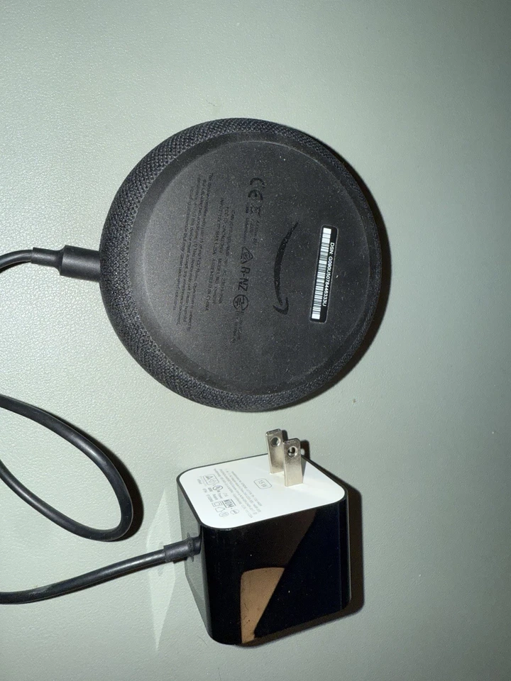 Altavoz inteligente Amazon Alexa 1ª generación Foto 2 de 3