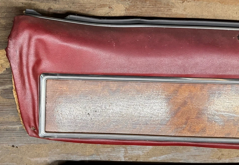 Pontiac Grand Prix 1973-1977 paneles de puerta superior derecha/derecha Foto 2 de 4