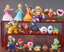 Lot de 18 Figurines Mario. Neuf