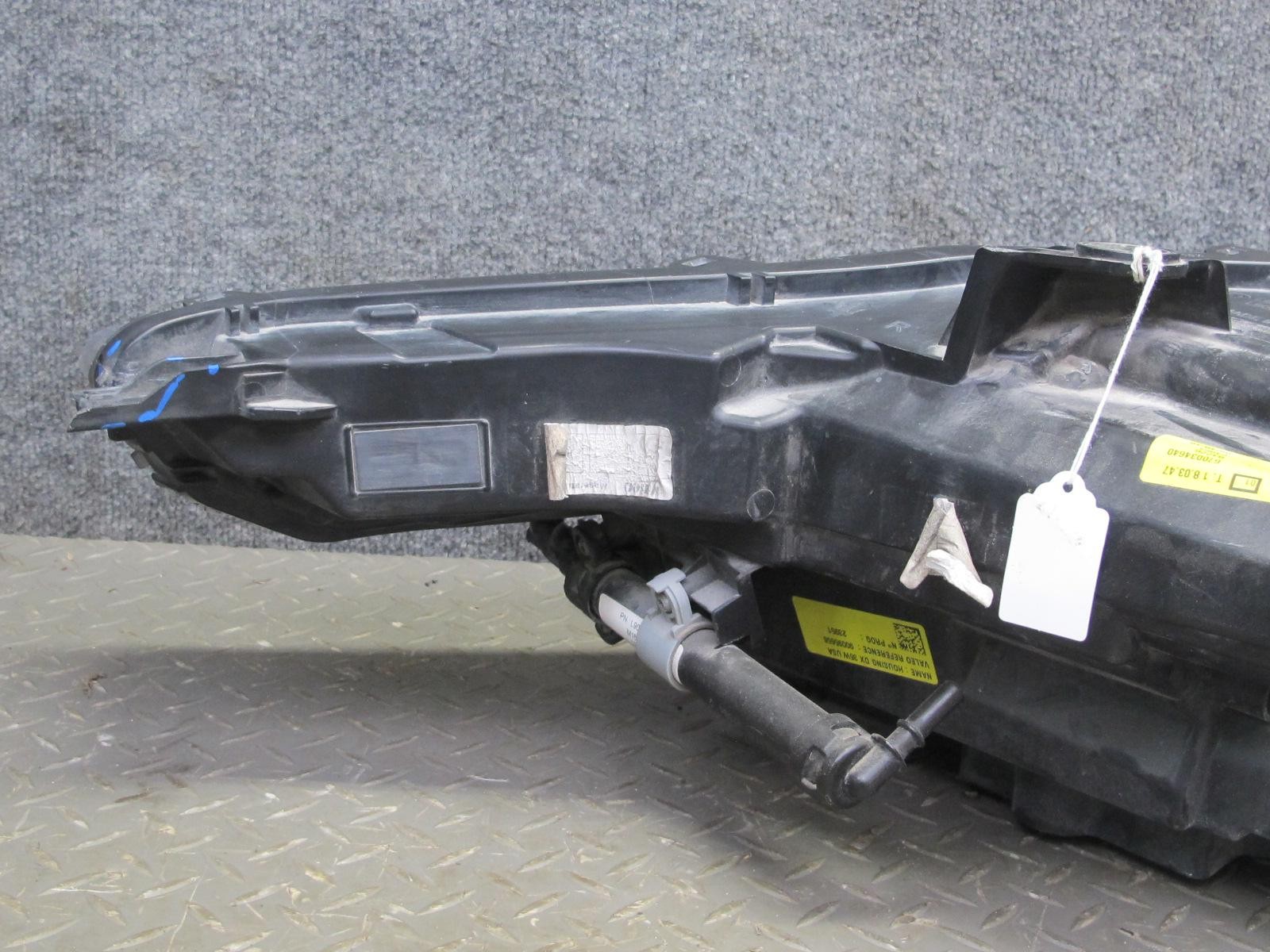 2017-2020 MASERATI LEVANTE M161 FRONT RIGHT SIDE AFS XENON HID HEADLIGHT LAMP