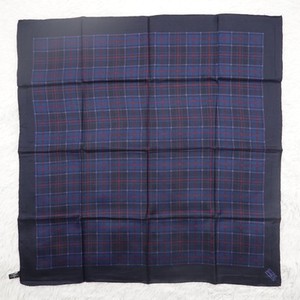 Foulard/Shawl/Schal★DAKS★En soie 100%-roulotté main 45g★Silk