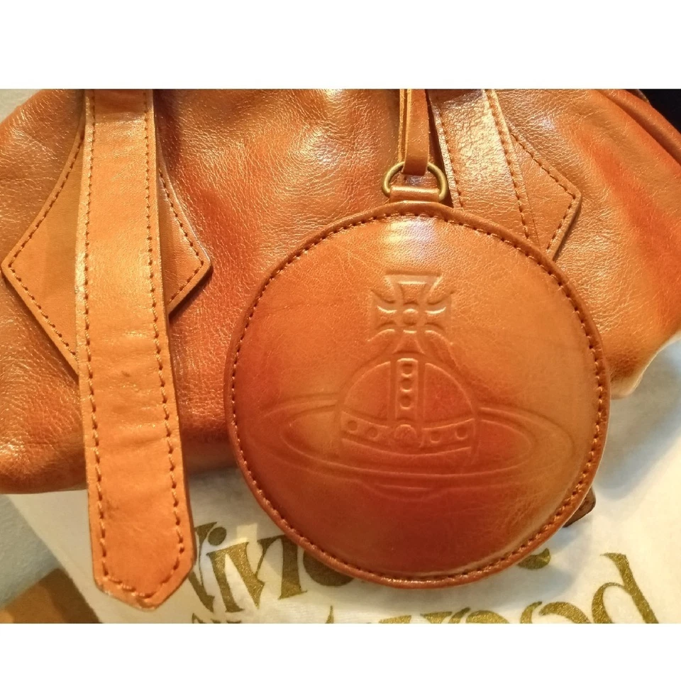 Сумка Vivienne Westwood Mini Boston сумочка шарообразный большой брелок коричневая кожа - Изображение 3 из 4
