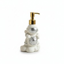 Astronaut Soap Dispenser Novelty Design Liquid Soap Dispenser Space Themed