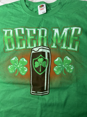 St. Pattys Day T-shirt Says Beer Me Size Large NWT