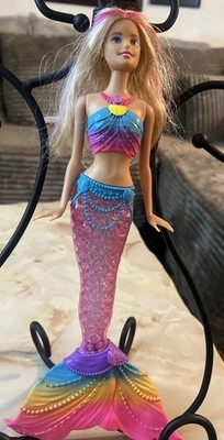 Barbie Dreamtopia Rainbow Lights Mermaid Doll DHC40 Pink Blue Tail Light Up