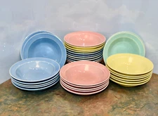 CHOICE LuRay Pottery Pastels BLUE PINK GREEN + Round 9" Serving Bowl Vegetable