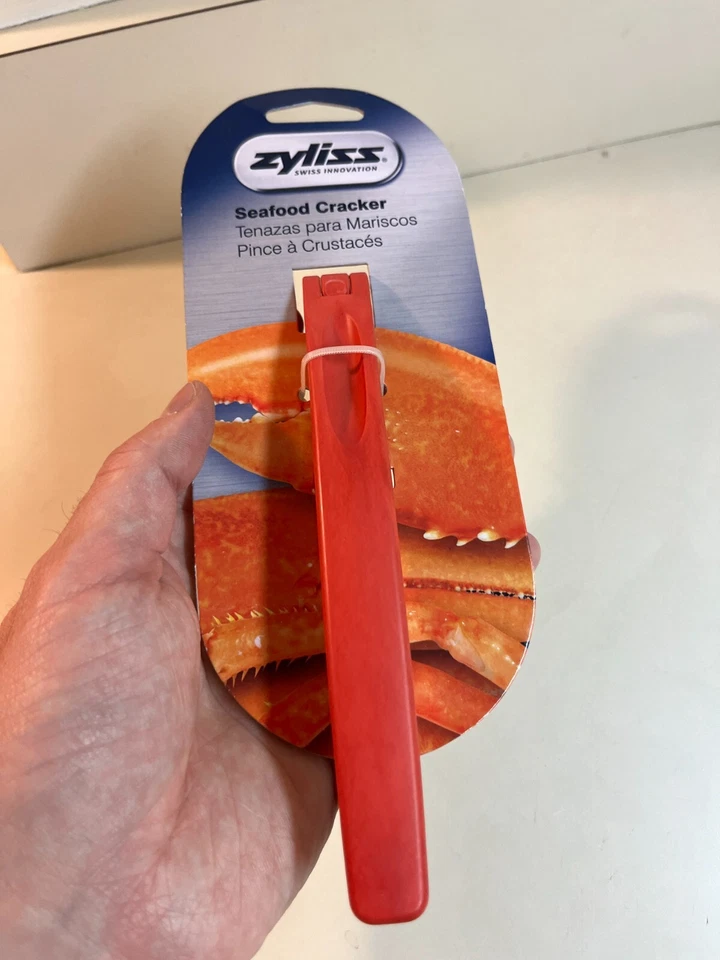 Zyliss Seafood Cracker, Crab Legs, Lobster Tails, Easy to Use, Ships in Box - Image 4 of 4