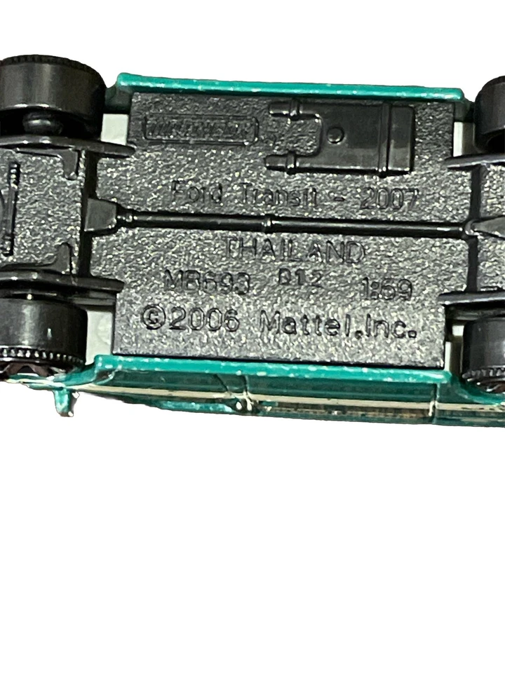 2007 Ford Transit tree surgeon's van, 1:69 scale, by Matchbox - Image 4 of 4