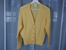 VTG Unbranded 100 Virgin Wool US Made Pastel Yellow Knit Button Sweater Sz L