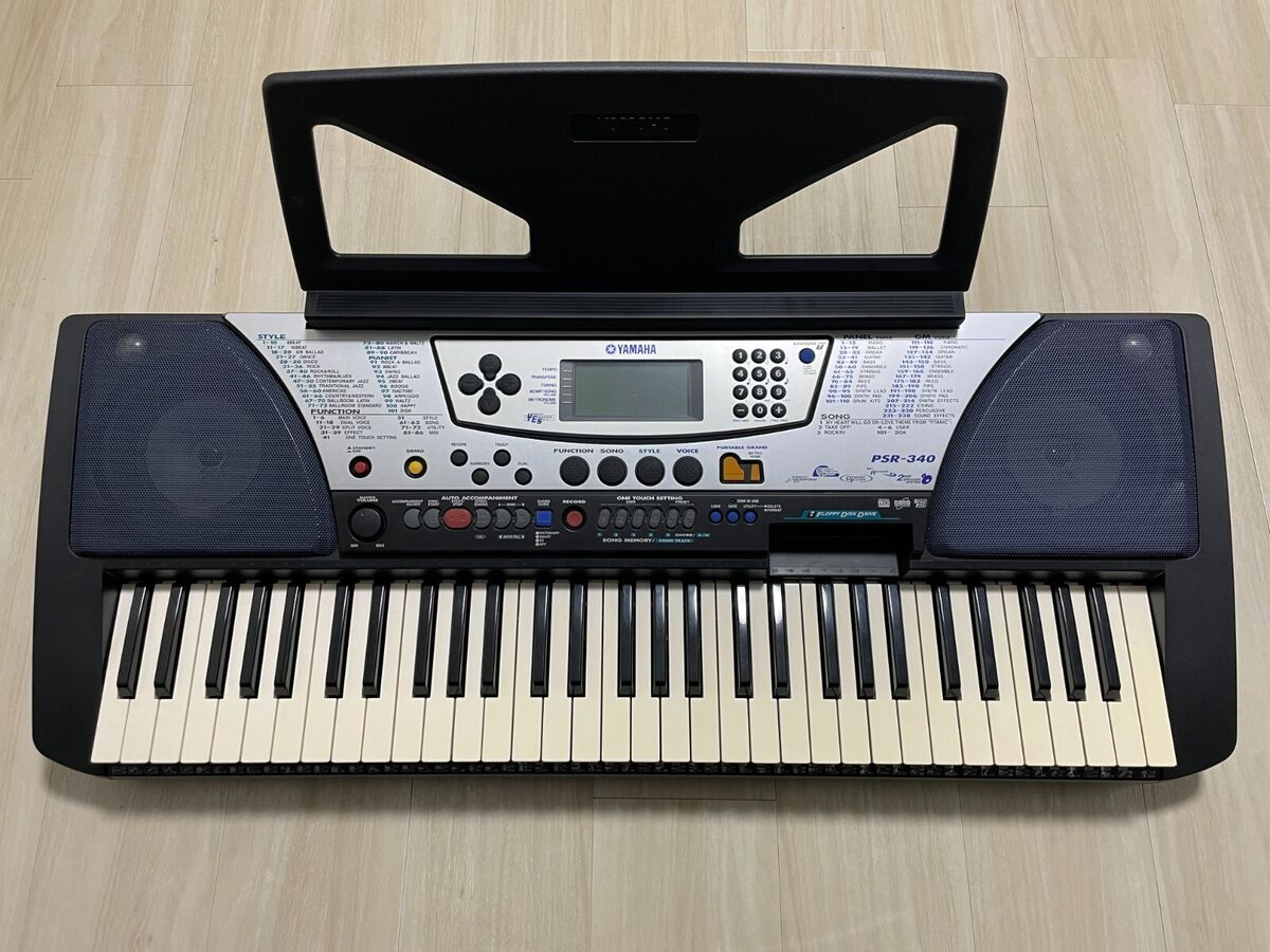 Yamaha PSR-340 Portatone Electronic Keyboard with Music Yamaha PSR-340 Portatone Electronic Keyboard with Music