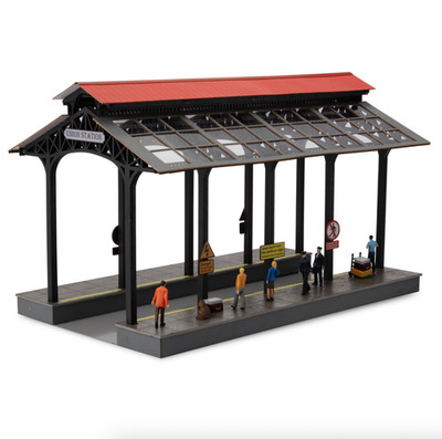 O Scale Union Train Station Local Town with 15 LED Lights and Six Figures NEW