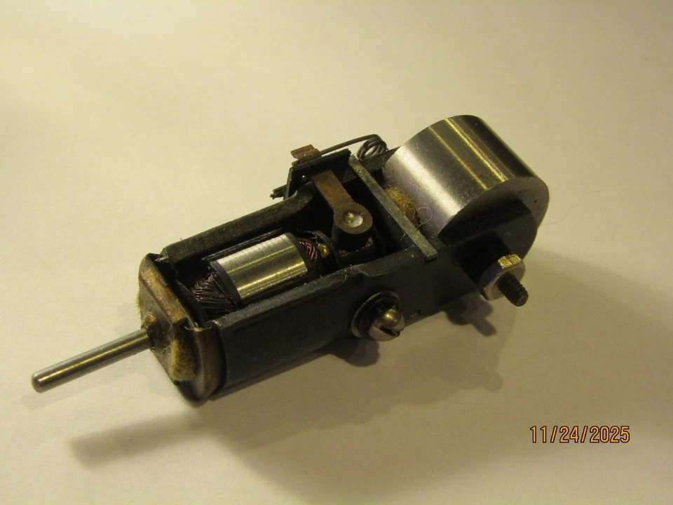 Vintage Pittman Style ? HO Locomotive 12V DC Motor Tested - Image 3 of 4