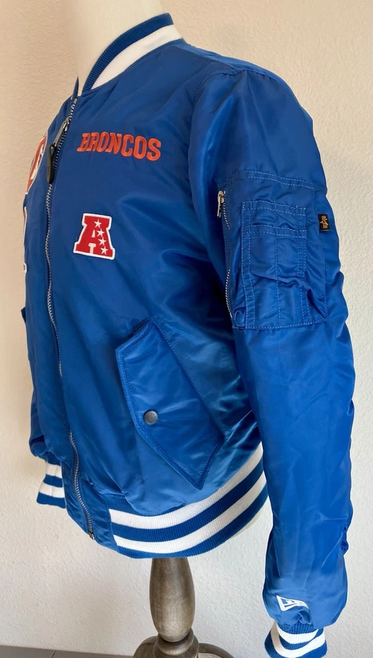 Jaqueta bombardeiro reversível Alpha Industries x New Era Denver Broncos média - Imagem 3 de 4
