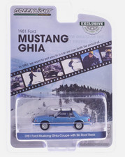 Ford Mustang Ghia Coupe 1981 Ski Dachträger Blau 1:64 Maßstab Greenlight 30510