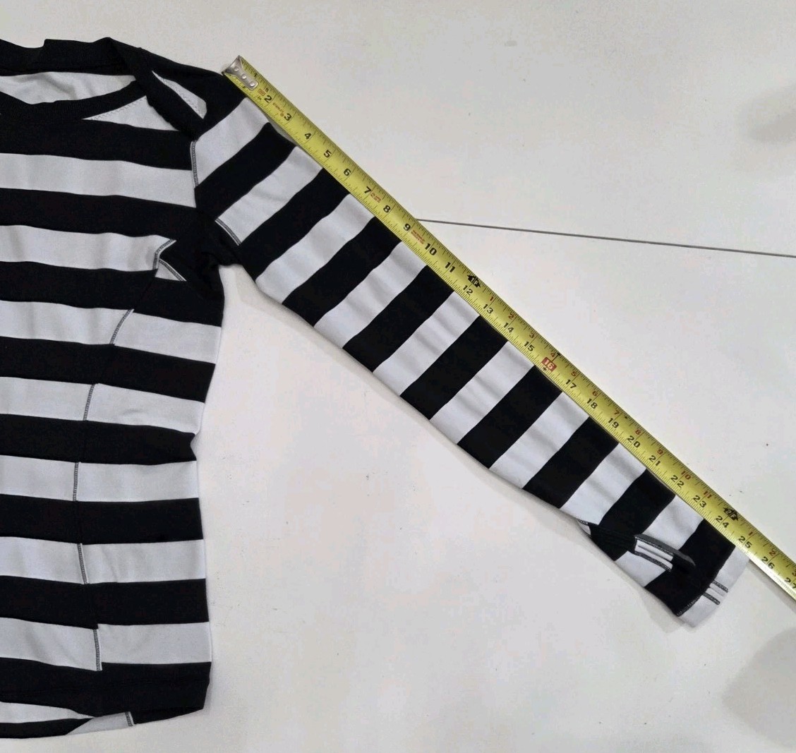 Lululemon Base Runner Athletic Top Pullover Women… - image 11