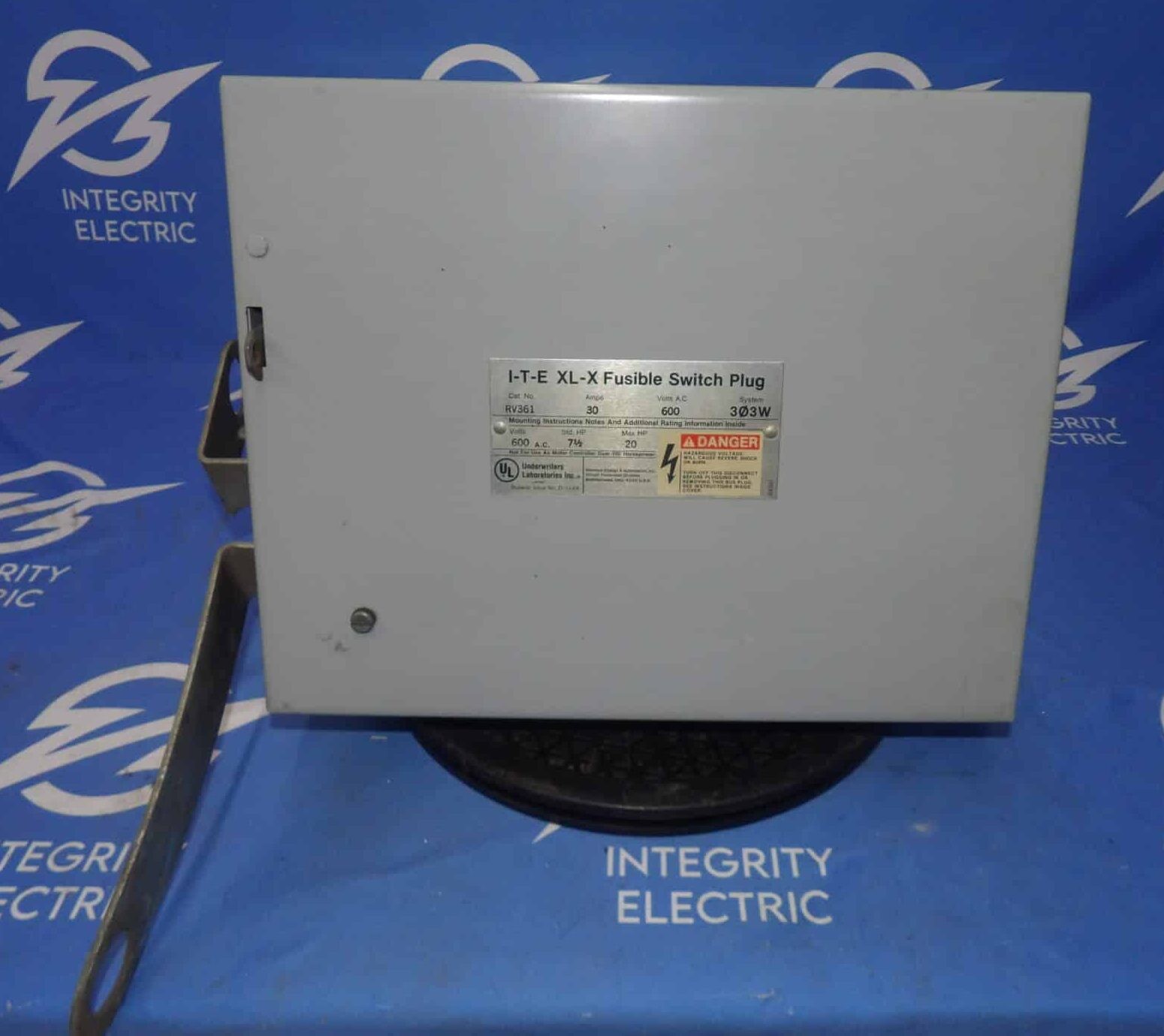 I-T-E Siemens RV361 30A 600VAC Fusible Bus Plug + 1 Year Warranty