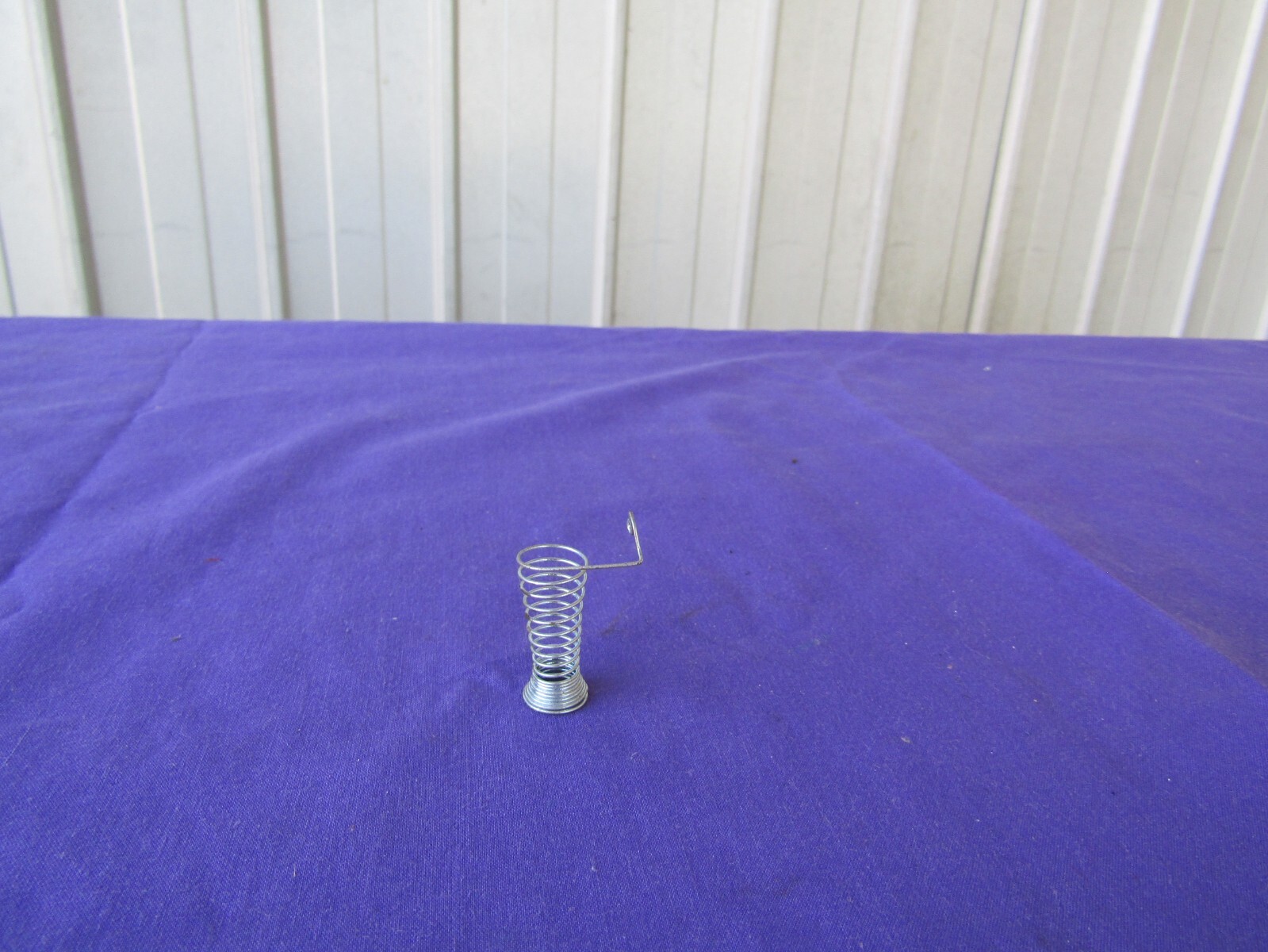 Vintage Sprung Spring Darning Foot for Sewing Machine Quilting-image