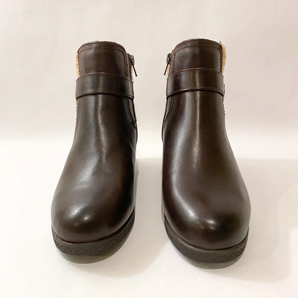 Botín Lands End 7W Cuero Marrón Cremallera Imitación Cuello Sherpa Tacón de Cuña Foto 3 de 4