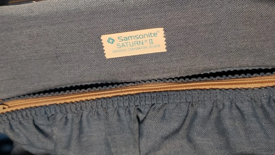 Samsonite Saturn II Cosmetic Hard Case Vintage Blue Travel Retro 70s Train  - Image 4 of 4