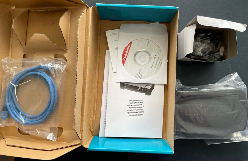 Broadband Router High Speed Internet Sharing US Robotics  Model 8004 - Image 4 of 4