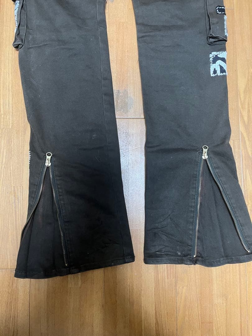 Missing Since Thursday Patch Denim Pants Skinny 4… - image 4