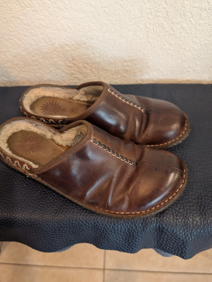 UGG Womens Brown Leather Sherpa Lined Slip On Clog Shoes Size 10  - Image 3 of 4