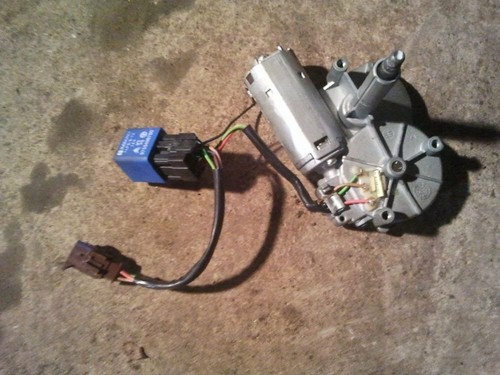 Citroen Xsara 97-00 N6 1.8 Wischermotor Scheibenwischermotor hinten 962381888A