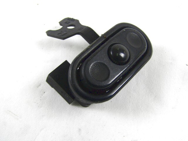 Foto 1 di 2