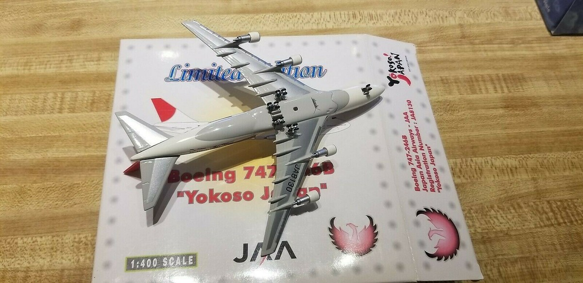 Phoenix Models Japan Asia Airways B 747-246B 1:400 PH4JAA073