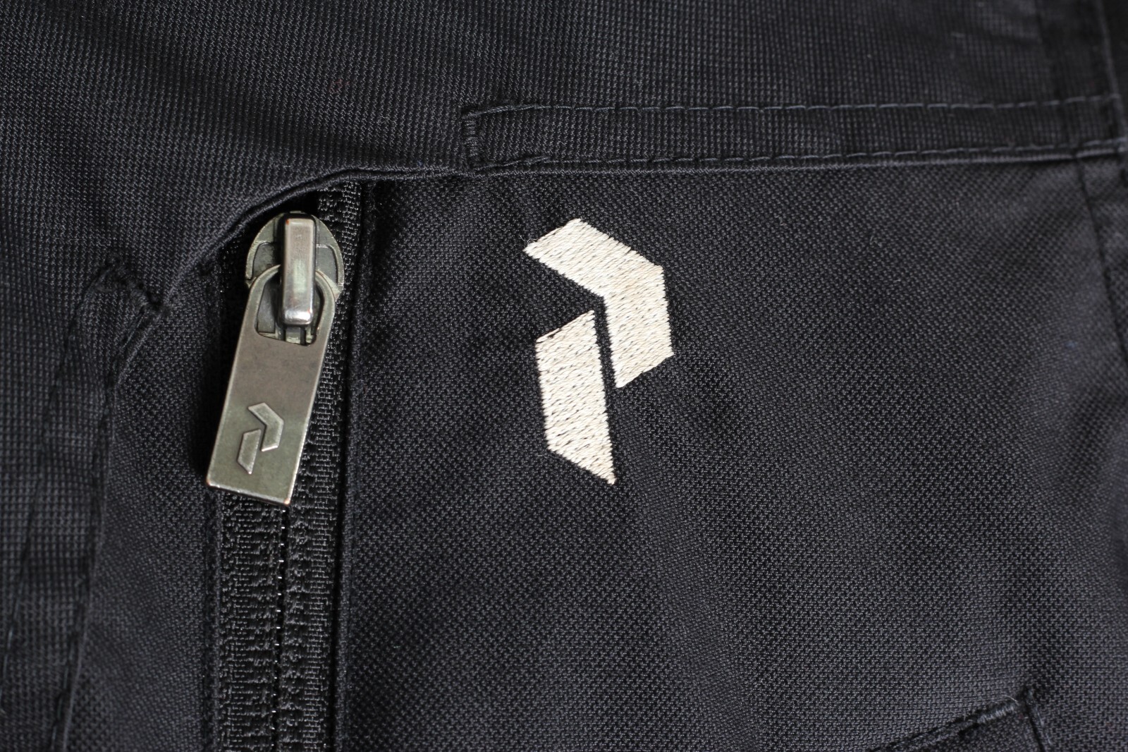 PEAK PERFORMANCE Hooded Down Parka Jacket Women S… - image 6