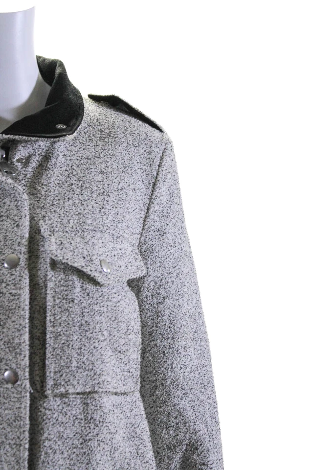 Chaqueta Club Monaco para mujer de algodón con textura y botones a presión blanca talla XS Foto 2 de 4