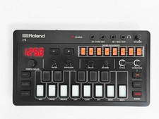Roland J-6 Chord Synthesizer – Good Condition with Original Box 