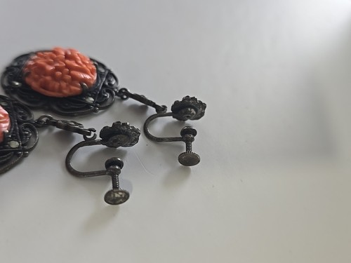 Antique Carved Coral Filigree Sterling Silver Dangle Screw back Earrings Estate - Picture 6 of 9