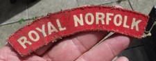  GENUINE WW2 PERIOD ROYAL NORFOLK PRINTED CLOTH TITLE BADGE.