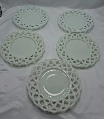 5 Vintage  Milk Glass Lacy Heart Flower Plates 7.5  Opalescent Lace Edge Wedding