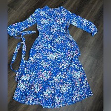 New  Gorgeous floral print summer dress