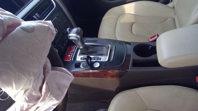 Transmission Shift in Brown 2016 Audi A4