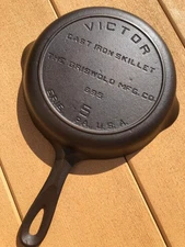 Griswold Victor #5 Cast Iron Skillet