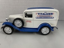 VTG ERTL 1932 FORD DELIVERY VAN COIN BANK DIECAST 1:25