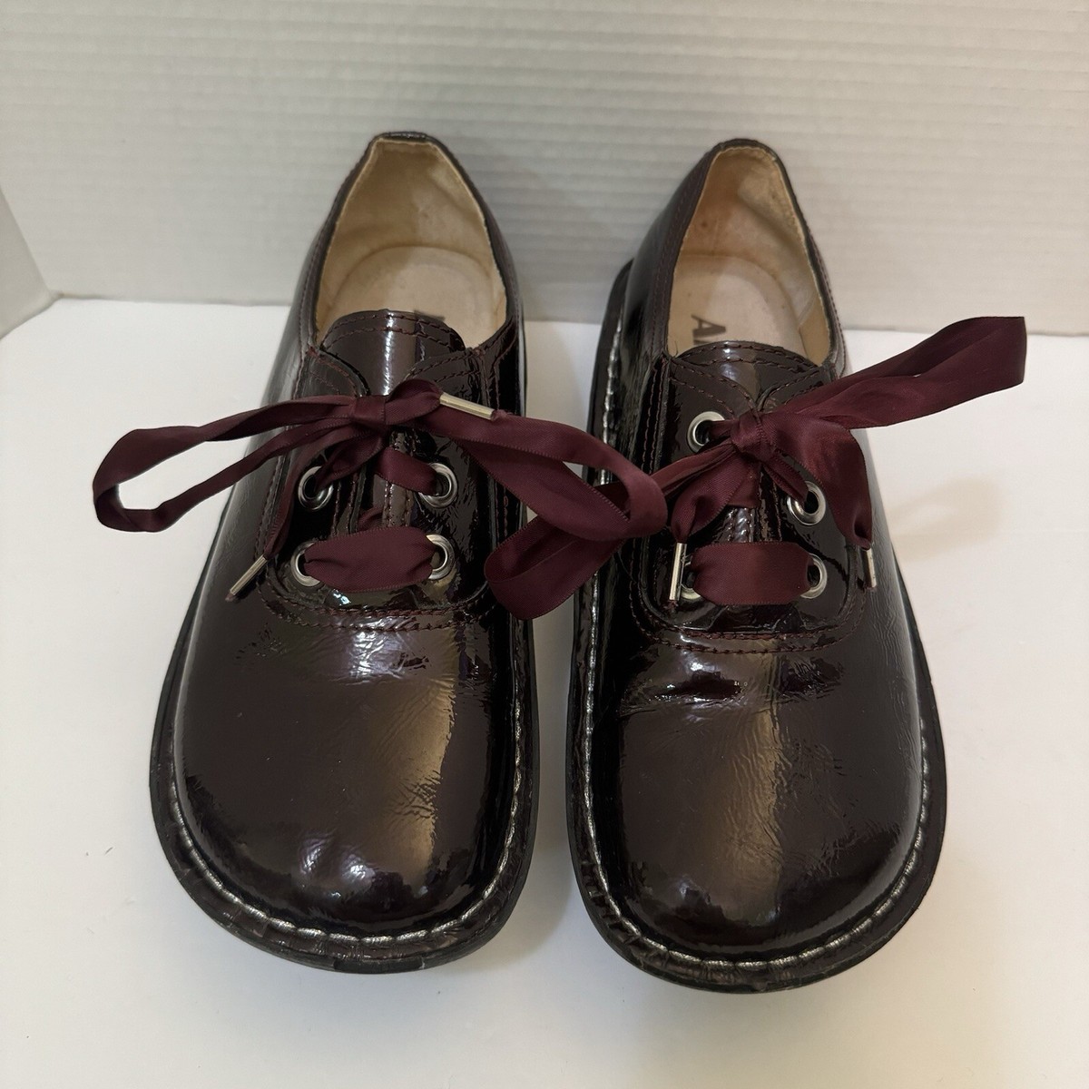 Alegria Wine Patent Leather Lace Up Comfort Shoes | eBay